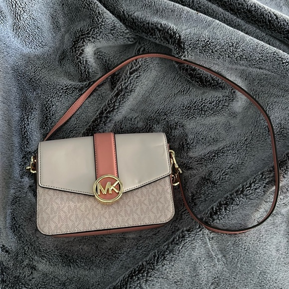 Michael Kors Bags Michael Kors Crossbody Bag Poshmark